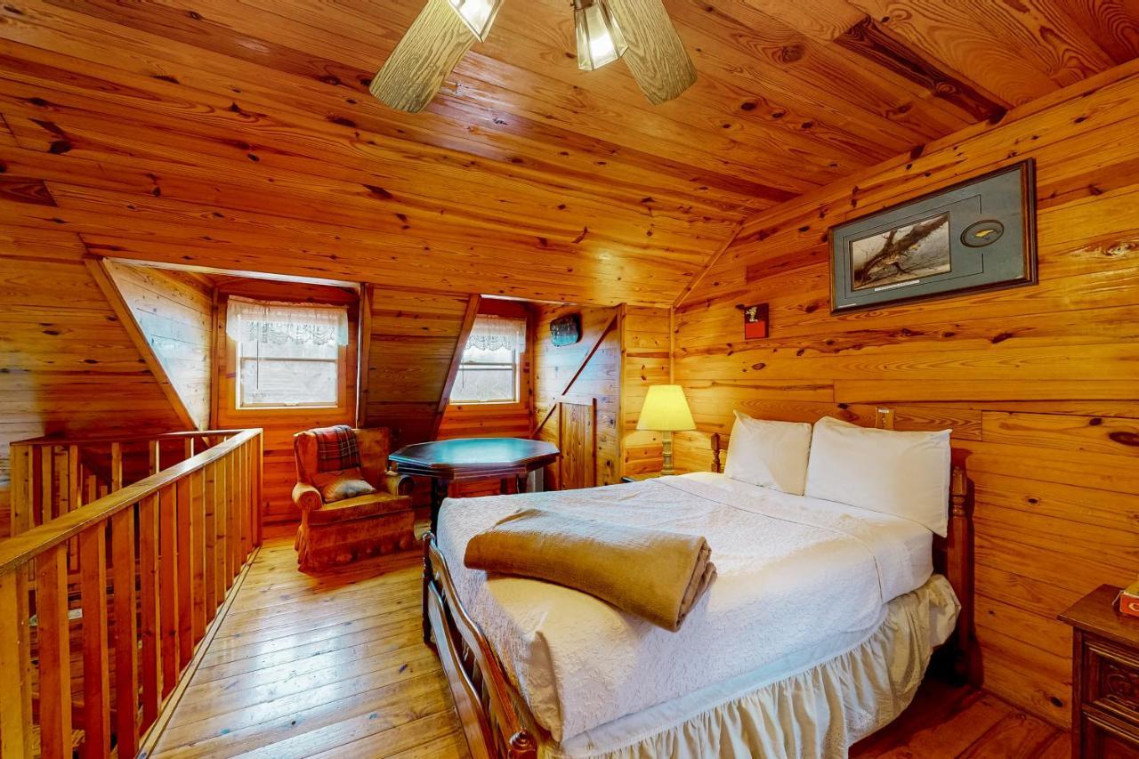 Charlie'S Ol' Fishing Cabin Eureka Springs Exterior foto